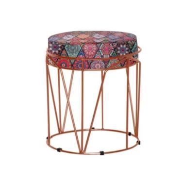 Imagem de Puff Aramado Babu Com Armação Bronze Estofado Em Suede