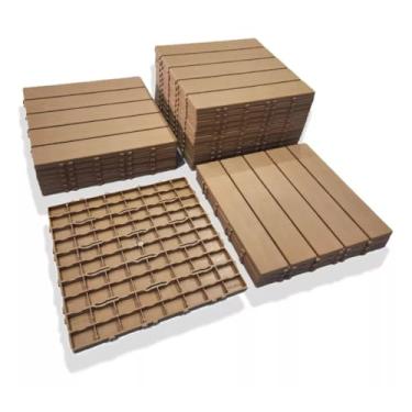 Imagem de Deck Modular Plástico com Textura Madeira, 30x30cm, 1,5cm Altura, Kit com 6 Peças
