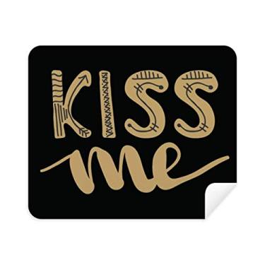 Imagem de Limpador de tela Kiss Me Gold Quote de pano de limpeza à mão 2 peças de tecido de camurça