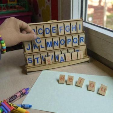 Imagem de Alfabeto Móvel Degrau Educativo Criança 130 Pç Montessoriano