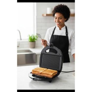 Imagem de Sanduicheira E Grill Antiaderente 750W Preta 2 em 1 - Congratulations 