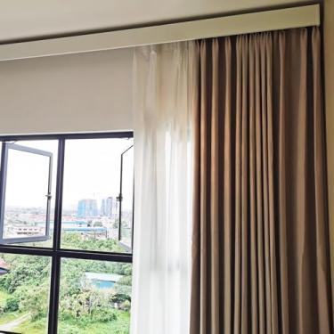 Imagem de Sistema de trilhos de cortina de trilho duplo para sala de estar e quarto - Varão de cortina de janela de sacada com suporte, 1,5 m a 2,4 m (suporte de cobertura, 671 cm) - Solução versátil e durável