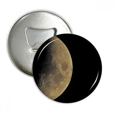 Imagem de Meio Planeta Escura Céu Noturno Abridor de Garrafas Imã Emblema Multifuncional
