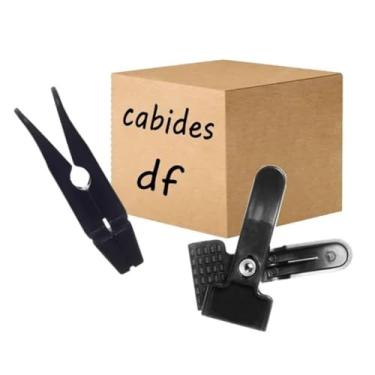 Imagem de Kit 50 Presilhas Pretas para Cabide – Prendedor de Calça, Saia, Shorts e Bermudas – Plástico Resistente
