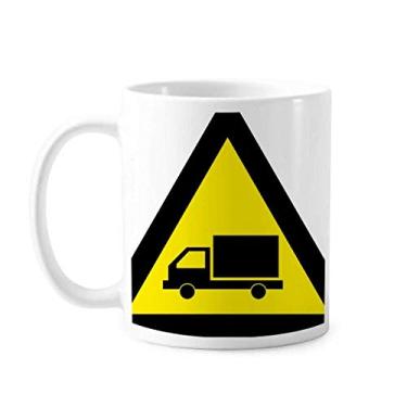 Imagem de Símbolo de aviso amarelo preto caminhão caneca triangular cerâmica xícara de café porcelana louça