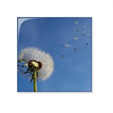 Imagem de Azulejo de cerâmica de dente-de-leão branco lindo céu azul decalque brilhante pedra adornada tijolo vitrificado