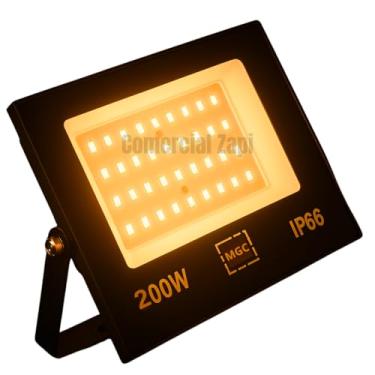 Imagem de Refletor LED 200W Holofote Bivolt Branco Quente IP66 SMD à Prova D'Água, Luz Alta Potência para Fachadas, Jardins, Piscinas, Eventos, Iluminação Moderna, Eficiente e Econômica - Linha Premium
