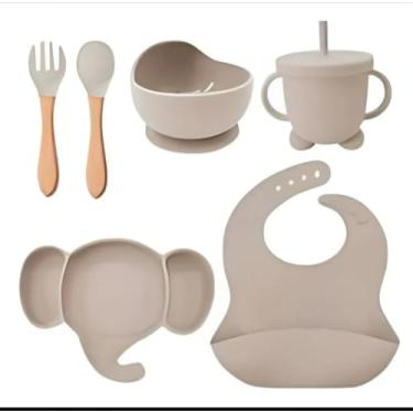 Imagem de Kit de Introdução Alimentar em Silicone - 6 Peças | Prato com Divisórias, Bowl com Ventosa, Copo, Talheres e Babador - BEGE