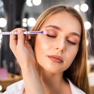 Imagem de Conjunto de pincéis de maquiagem com 10 peças, pincéis de sombra com glitter de cristal, ferramentas de sobrancelha, blush, contorno e maquiagem facial para iniciantes e profissionais