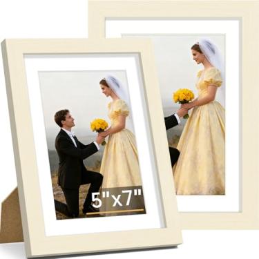 Imagem de Vittanly Conjunto de 2 porta-retratos 12 x 18, moldura de madeira maciça para parede ou mesa, exibição de foto 10 x 15 com tapete ou 12 x 17 sem tapete, branco