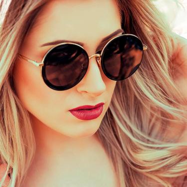 Imagem de Óculos Sol Feminino Armação Blogueira Redondo