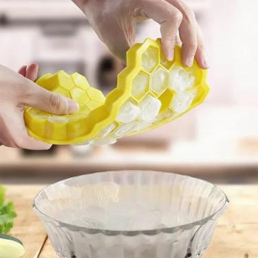 Imagem de Bandejas de cubos de gelo para freezer com tampa – Bandeja de silicone multicolorido com tampa para pequenos cubos de gelo, cubo de gelo reutilizável de fácil liberação em balde de gelo para xícara de