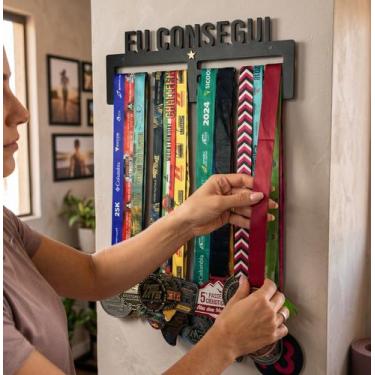 Imagem de Kit com 2 Suportes Quadro Porta Medalhas MDF Expositor para 36 Medalha