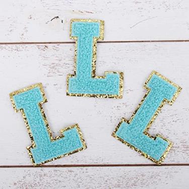 Imagem de Pacote com 3 adesivos de chenille ferro sobre purpurina, letras "L" universitárias - Tecido de chenille azul com acabamento em glitter dourado - Costurar ou passar - 5,5 cm de altura
