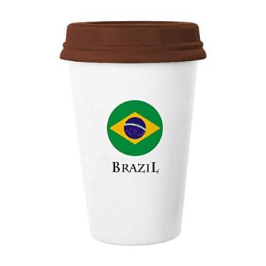 Imagem de Caneca de cerâmica com a bandeira do carnaval do futebol brasileiro, copo de cerâmica