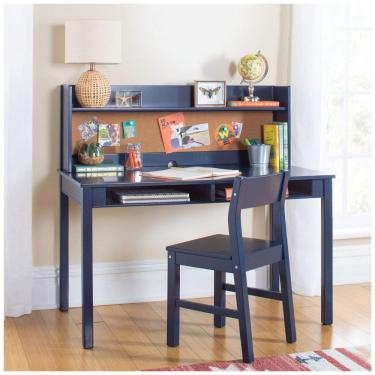Imagem de Martha Stewart Kids - Mesa de Estudo Infantil com Cadeira, Estante e Quadro de Cortiça Azul Marinho