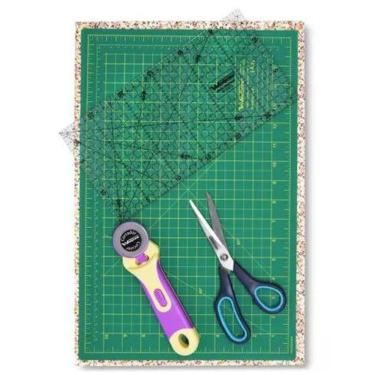 Imagem de Kit Patchwork Top: Base Almofada, Régua, Cortador E Tesoura