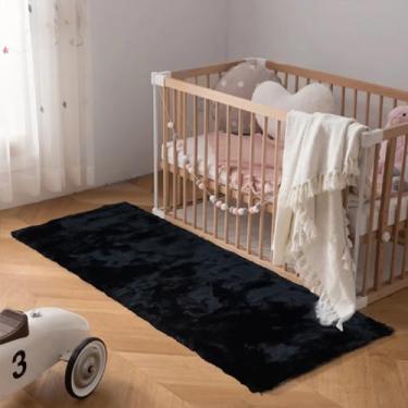 Imagem de Latepis Tapete de 5 x 15 cm, preto, fofo, lavável, pele de coelho sintética, tapetes felpudos para quarto de bebê, sofá, decoração de quarto