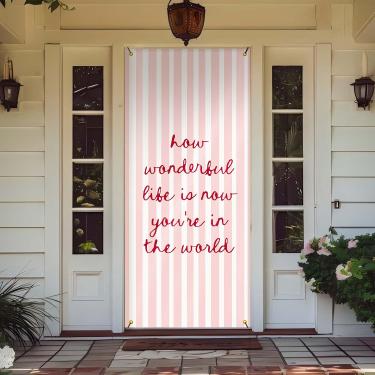 Imagem de Likjad Decorações de capa de porta rosa para berçário, How Wonderful Life is Now You're in The World Cortinas de porta Banners de porta pano de fundo para quarto de bebê meninas decoração interna e