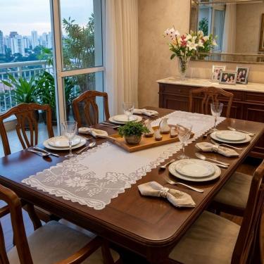 Imagem de Caminho de Mesa Branco com Renda 1,38m x 40cm