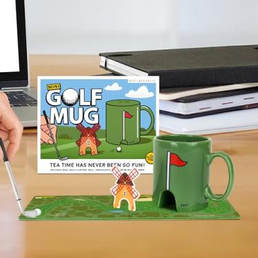 Imagem de Gift Republic Kit de caneca de golfe e porta-copos – Jogo de Mni-Golf de mesa com caneca, caneta de colocação, bola, obstáculos e 2 porta-copos interativos – Presente divertido para golfistas - Jogo