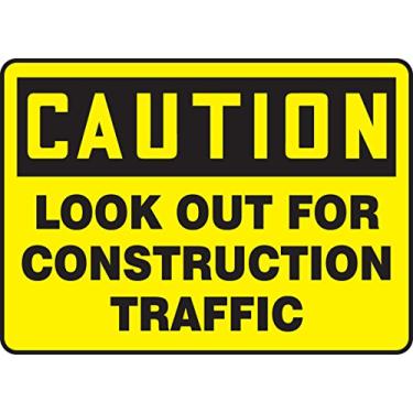 Imagem de Accuform Placa de vinil adesiva MVHR610VS, lenda "Cuidado com o tráfego de construção", 25,4 cm de comprimento x 35,5 cm de largura x 0 cm de espessura, preto sobre amarelo
