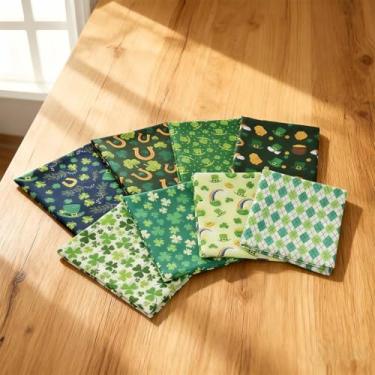 Imagem de Pacote com 8 quadrados de tecido estampado verde - Tecido pré-cortado 100% algodão para projetos de costura e artesanato DIY