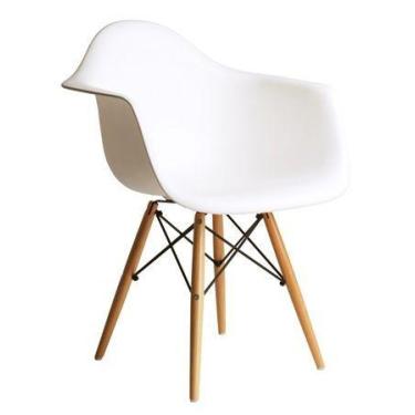 Imagem de Kit c/ 4 Cadeiras Charles Eames c/ braço DAW - Base Madeira - Branca -