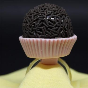 Imagem de Anel Porta Guardanapo De Biscuit Brigadeiro - M&G Decor