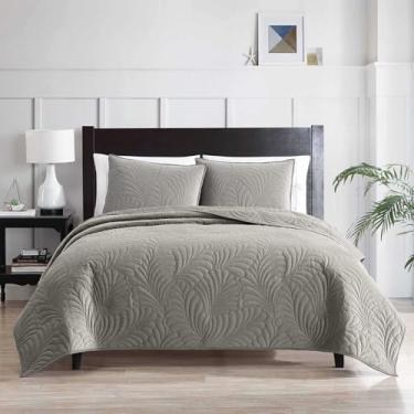 Imagem de Riverbrook Home Micah Conjunto de edredom acolchoado de veludo de 3 peças, King, prata