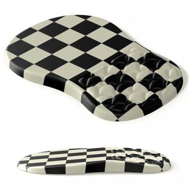 Imagem de YiRing Mouse pad ergonômico com suporte de pulso, preto e branco para descanso de pulso para alívio da dor no túnel do carpo com design de massagem com inclinação de espuma de memória integrada