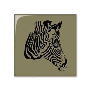 Imagem de Decalque brilhante de azulejo de cerâmica de animal marrom com cabeça de pinheiro