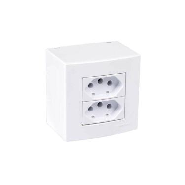 Imagem de Caixa De Sobrepor 75x75 Com Tomada Dupla Margirius Sleek 2p+t 20a Branca