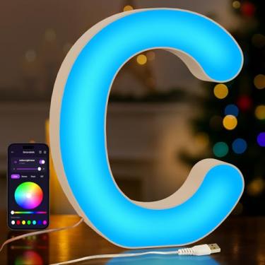 Imagem de MeRGBWLife C Luz LED do alfabeto – Letreiro de Natal com controle de aplicativo alimentado por USB com sincronização de música, decoração de parede de férias para quarto de meninas ou presente