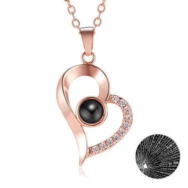 Imagem de Colar De Coração Eu Te Amo Projeção Em 100 Idiomas Rose Gold - Things 