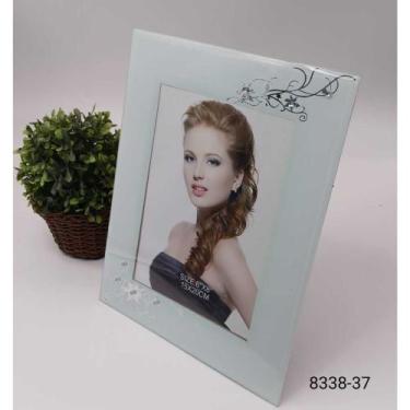 Imagem de Porta Retrato com moldura branca decorada pedrinhas - 15cm X 20cm - Ar