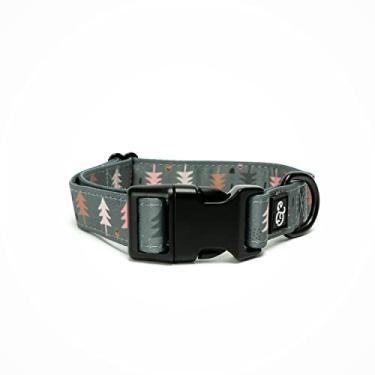 Imagem de Lucy & Co. Coleira de cachorro Take a Hike - Coleira de designer leve e durável para animais de estimação - fivela de segurança de metal ajustável - árvores verdes - média