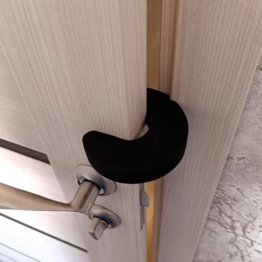 Imagem de 6 peças de batente de porta de espuma preta – evita que batam e apertem os dedos