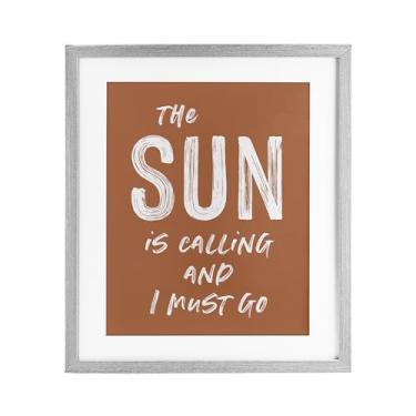 Imagem de Stupell Industries Sun Is Calling Must Go Impressão emoldurada cinza sob vidro, design por Lettered and Lined, 16 x 13