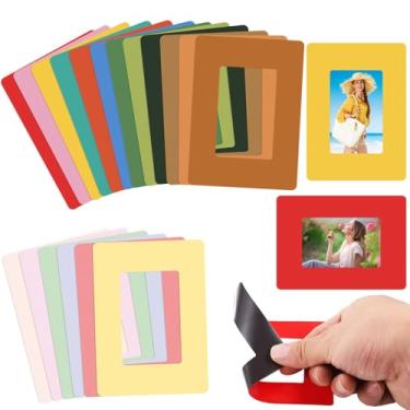 Imagem de OMISTAR 60 molduras magnéticas, capas multicoloridas, porta-retratos reutilizáveis, tamanho carteira de 11,4 x 8,4 cm para geladeira, quadro branco, armário, armário