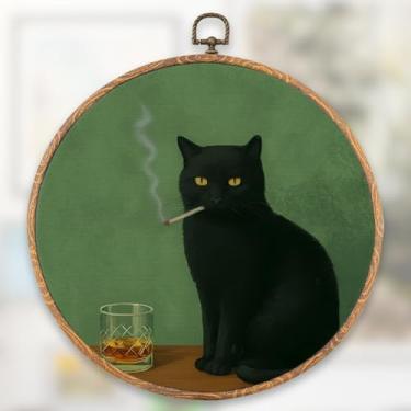 Imagem de XFN Decoração de parede Moody gato preto fumando, humor escuro vintage animal redondo decoração de parede impressões para decoração de bar de sala de estar familiar estética, amantes de animais