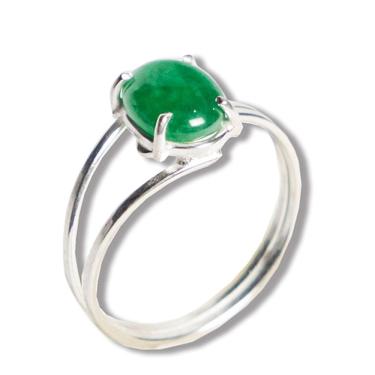 Imagem de Anel Solitario Jade Verde Oval 10mm Aro Ajustável Prata 950