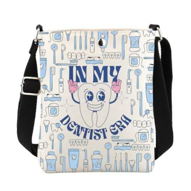 Imagem de FUSTMW Presentes dentários para dentista bolsa transversal In My Dentist Era Presente Higienista Dental Gift Bucket Bag com alça de ombro, Dentist Era C Bag