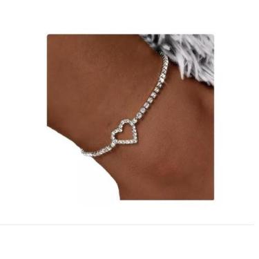 Imagem de Tornozeleira Prateada De Coração Vazado Brilhante Elegante - Tornozele