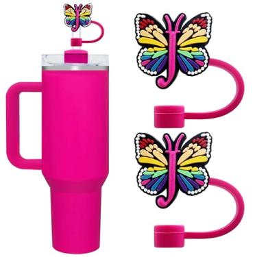 Imagem de Lindas capas de canudo com letra inicial para copos Stanley 20/30/1,134.0 g - tampas à prova de poeira de 10 mm/0,4 pol. - Protetor reutilizável para canudos de 9 a 10 mm, 2 peças