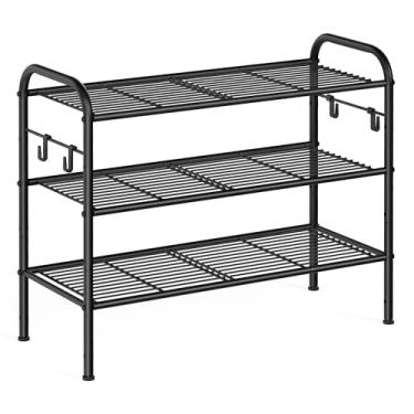 Imagem de SONGMICS Sapateira, organizador de sapatos de 3 níveis, armazenamento de prateleira de metal com 4 ganchos laterais, comporta 12 pares de sapatos, sapateira ajustável em altura para entrada, corredor