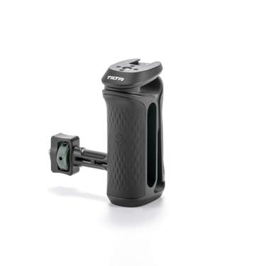 Imagem de Tilta Alça lateral Xeno para cineastas e câmeras – Preta | Conexão segura e ajuda a evitar a rotação | Altura ajustável | Punho de silicone texturizado | Montagem conveniente (1/10.2 cm-20 com pinos