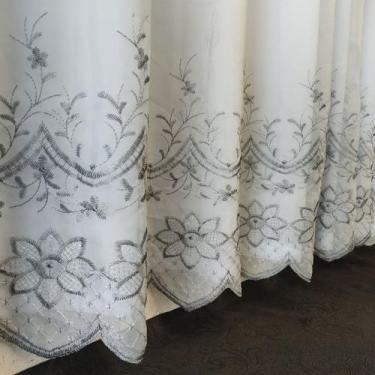 Imagem de Cortina Para Janela Bordada Voil Com Forro Microfibra Leve Alto Padrão