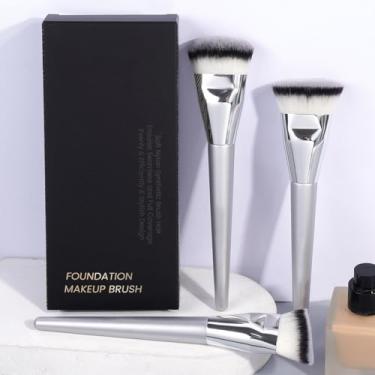 Imagem de 3 pincéis de base grandes para maquiagem, ultramacios, portáteis para base líquida, corretivo e mistura de contorno (prata)