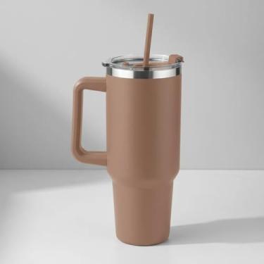 Imagem de Caneca Térmica Inox 1,3L Luxo com Tampa e Canudo | Parede Dupla e Acabamento Premium (Marron)